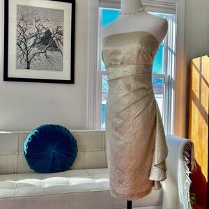 Kay Unger Golden Silk/Lurex Stunner